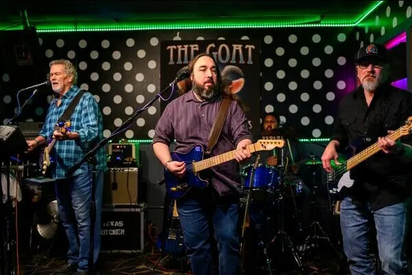 Texas Kitchen performing